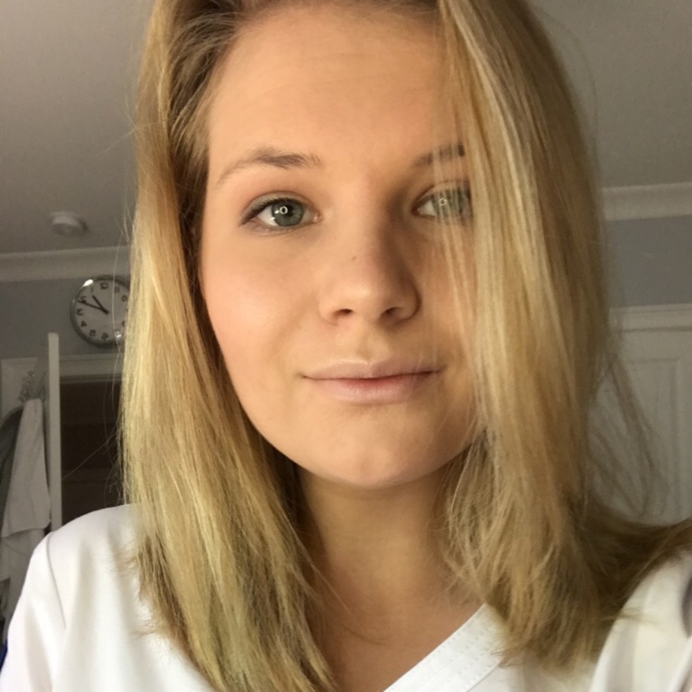 Meet your Posher, Olivia